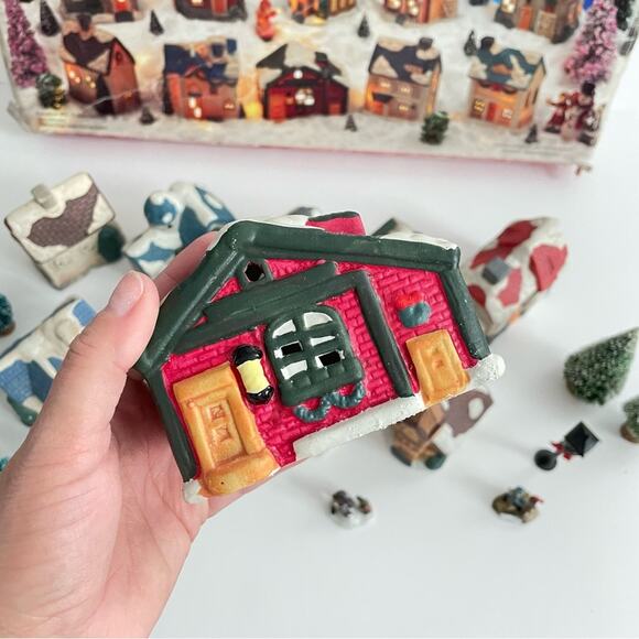 Vintage Cirkens Lighted Village Hand Painted Miniature Porcelain House Set of 10 - Picture 9 of 9